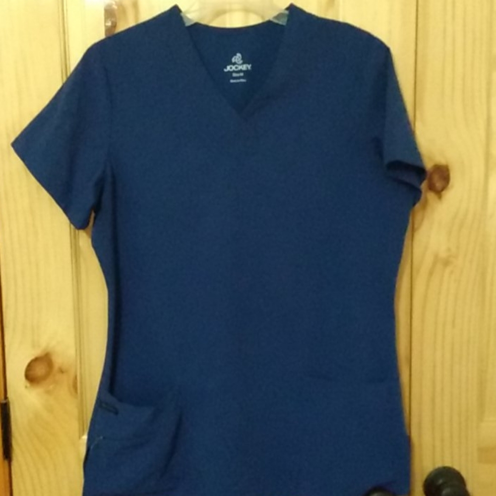 Scrub top